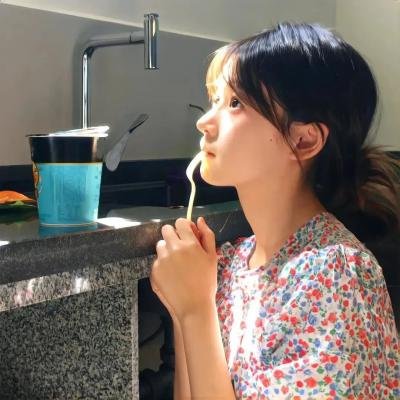 苏家的小保姆成了香饽饽